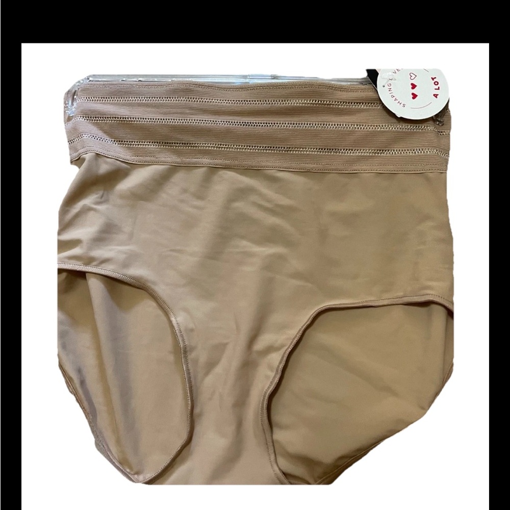 Shaping panties By Assets Size Medium, Color Barely, $16.00 Retail